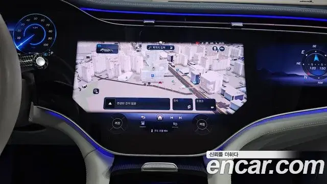 Mercedes-Benz EQE SUV 2023 — Şəkil 34/38