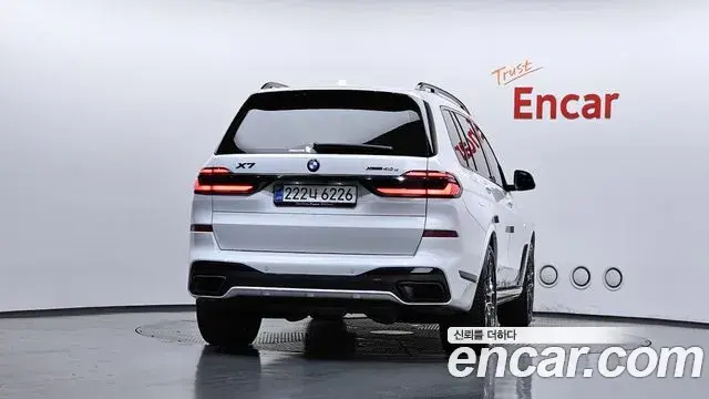 BMW X7 2025 — ფოტო 24/39
