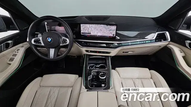 BMW X7 2025 — ფოტო 7/39