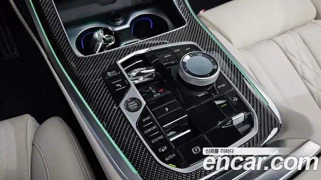 BMW X7 2025 — ფოტო 31/39