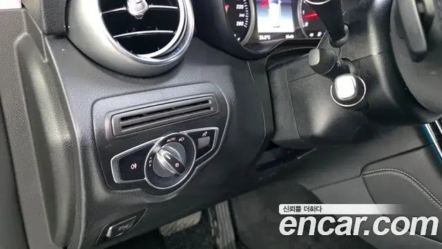 Mercedes-Benz GLC-Class 2019 — Фото 18/20