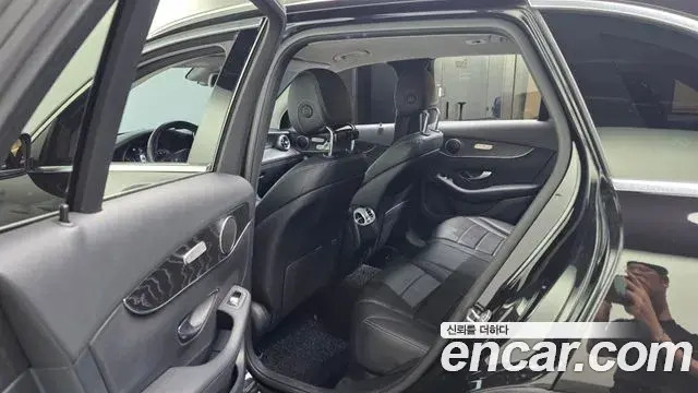 Mercedes-Benz GLC-Class 2019 — Şəkil 37/37