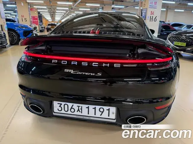 Porsche 911 2020 — Photo 15/19