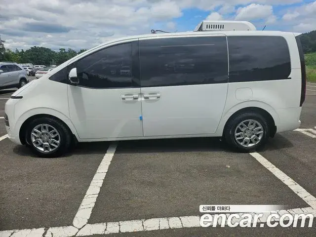 Hyundai Staria 2021 — Şəkil 20/20