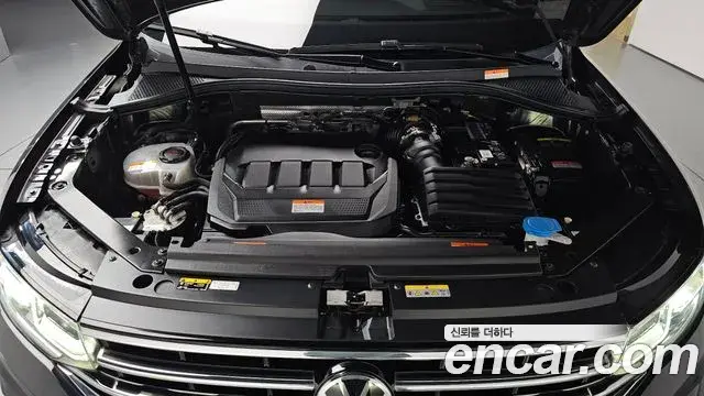 Volkswagen Tiguan 2023 — Photo 7/39