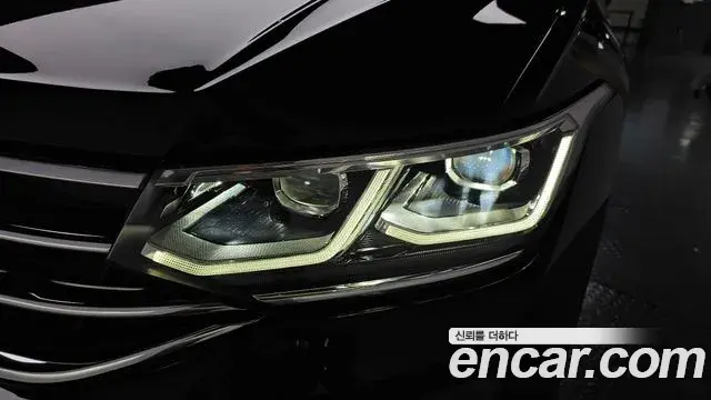 Volkswagen Tiguan 2023 — Photo 15/39