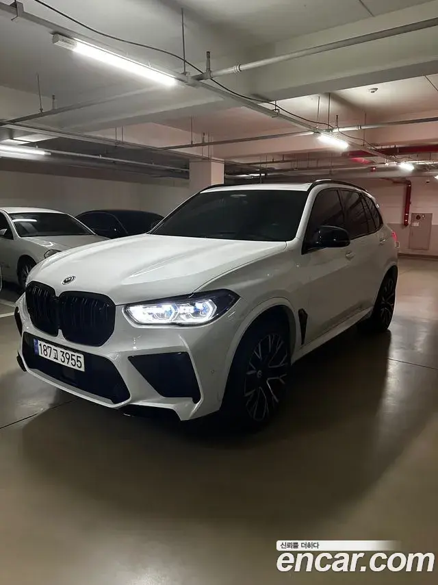 BMW X5M 2023 — Photo 10/14