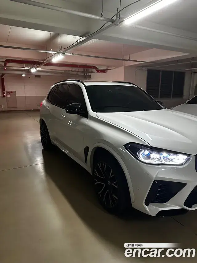 BMW X5M 2023 — Photo 8/14