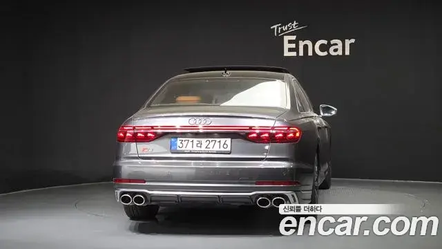 Audi S8 2025 — Şəkil 6/36