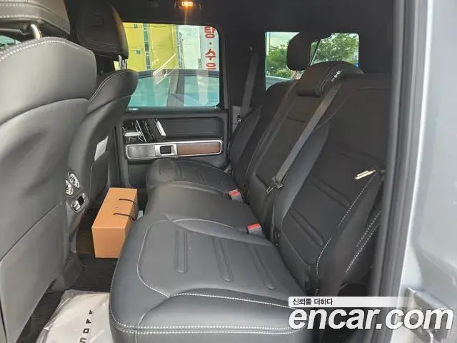 Mercedes-Benz G-Class 2026 — Photo 6/14