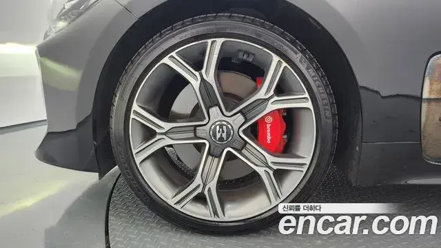 Kia Stinger 2018 — Photo 3/20