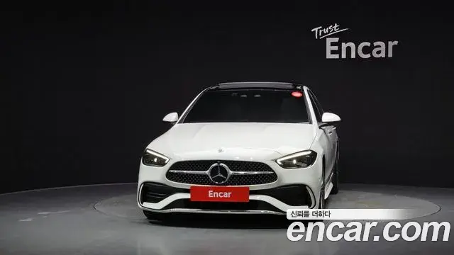 Mercedes-Benz C-Class 2023 — ფოტო 31/32
