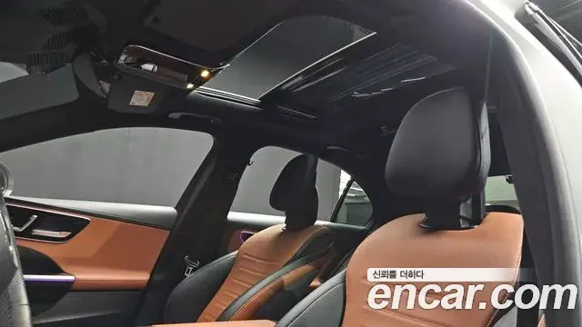 Mercedes-Benz C-Class 2023 — ფოტო 7/32