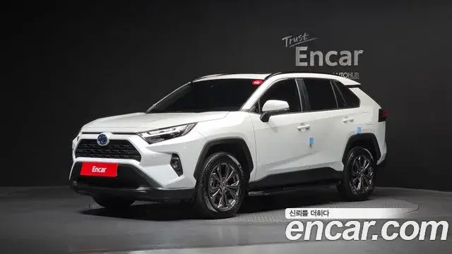 Toyota RAV4 2023 — Şəkil 4/20