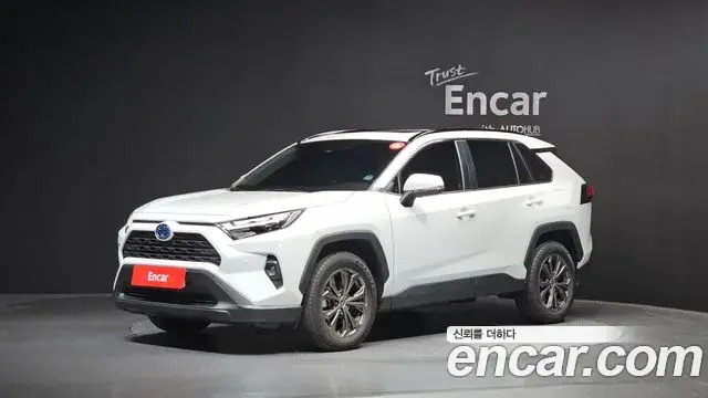 Toyota RAV4 2024 — Şəkil 7/20