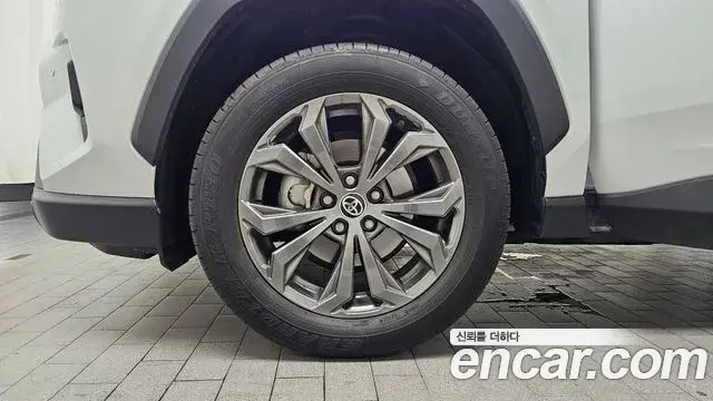 Toyota RAV4 2024 — Şəkil 20/20