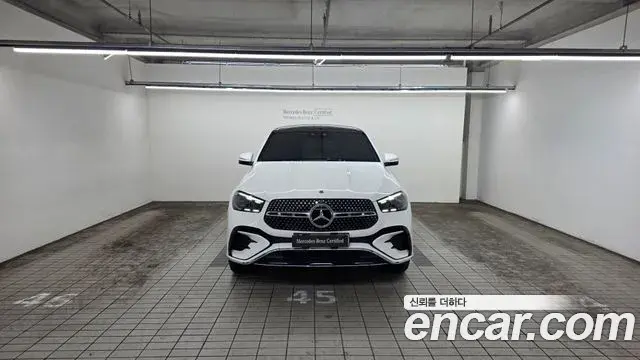 Mercedes-Benz GLE-Class 2023 — Şəkil 19/20