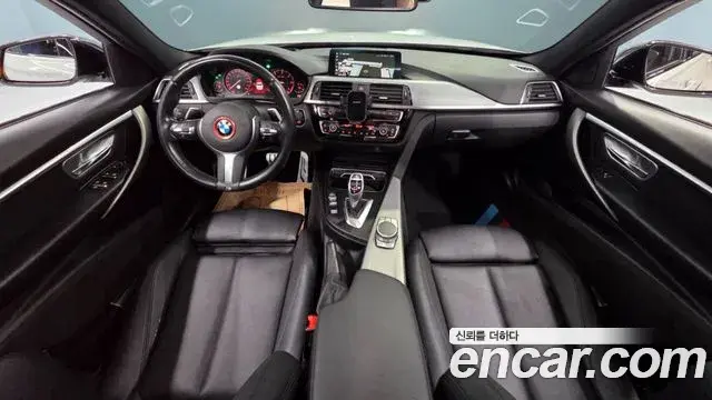 BMW 3 Series 2018 — ფოტო 9/20