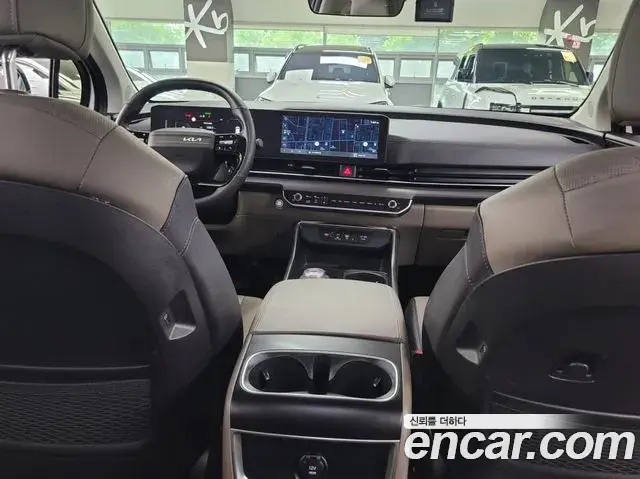 Kia Carnival 2025 — Фото 17/20