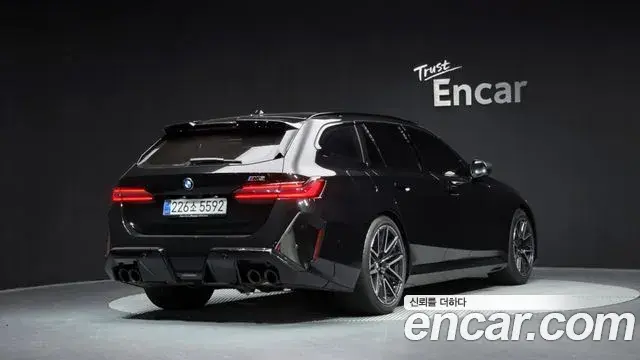 BMW M5 2025 — ფოტო 15/20