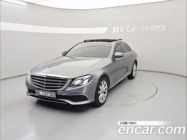 Mercedes-Benz E-Class 2019 — ფოტო 1/20