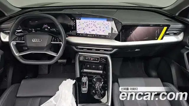 Audi Q5 2025 — Photo 17/39