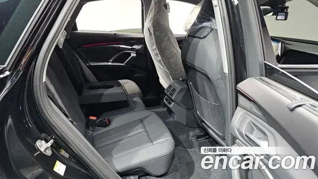 Audi Q5 2025 — Photo 31/39