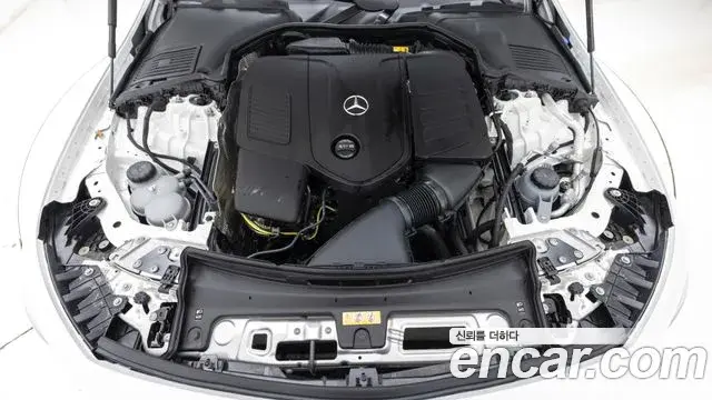 Mercedes-Benz CLE-Class 2025 — Photo 8/20