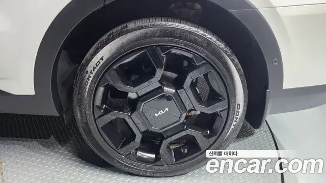 Kia Sorento 2024 — ფოტო 28/41