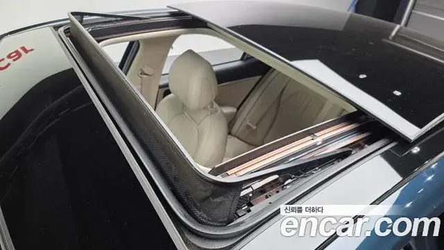 Genesis G70 2021 — Фото 18/20