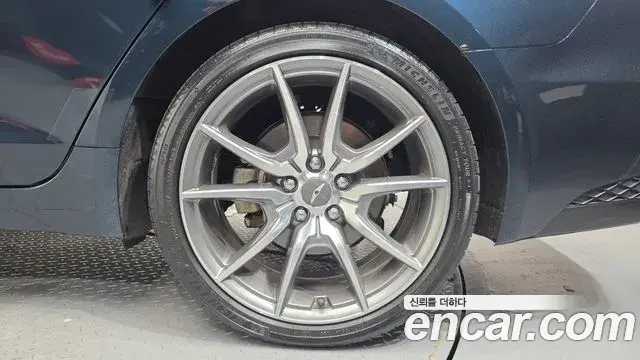 Genesis G70 2021 — Photo 26/32
