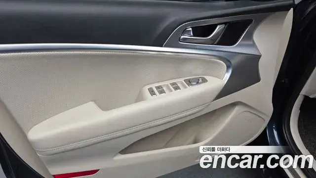 Genesis G70 2021 — Photo 2/32