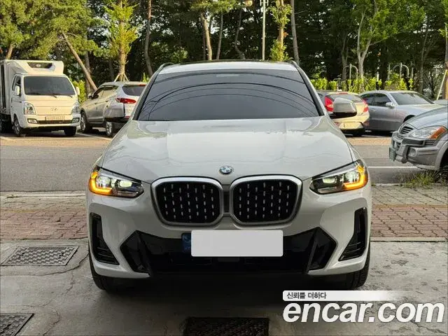 BMW X4 2023 — Photo 13/20