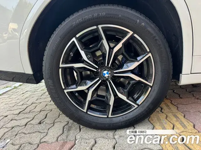 BMW X4 2023 — Photo 18/20