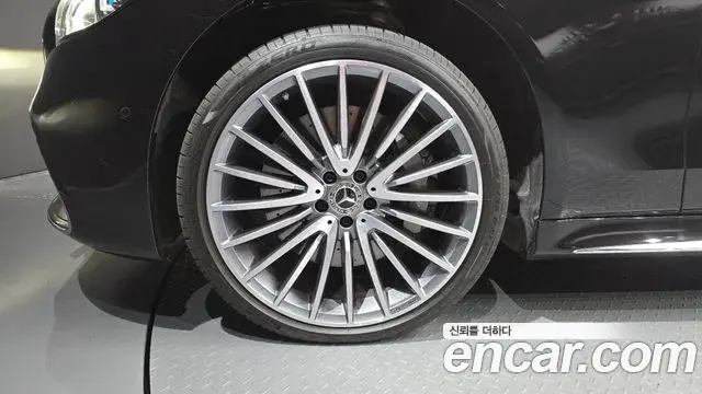 Mercedes-Benz S-Class 2025 — Şəkil 31/39