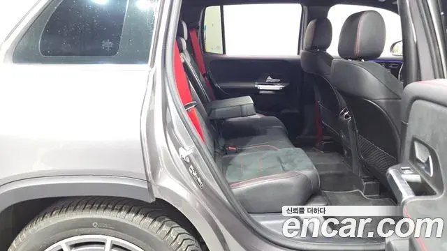 Mercedes-Benz GLB-Class 2021 — Şəkil 14/20
