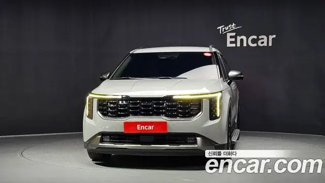 Kia Carnival 2024 — Photo 34/35