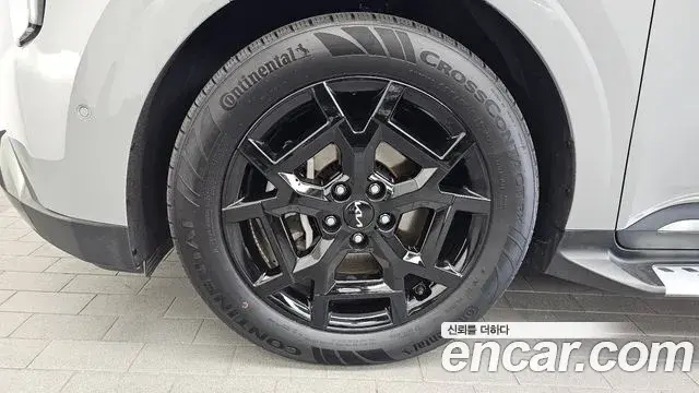 Kia Carnival 2024 — Photo 32/35