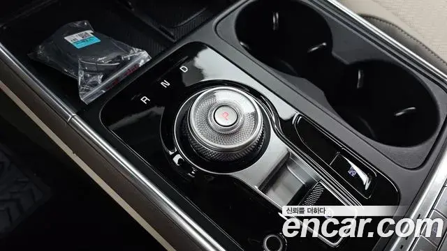 Kia Carnival 2024 — Photo 11/35