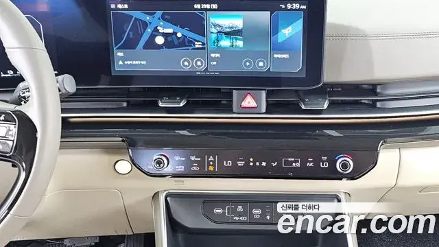Kia Carnival 2024 — Photo 14/35