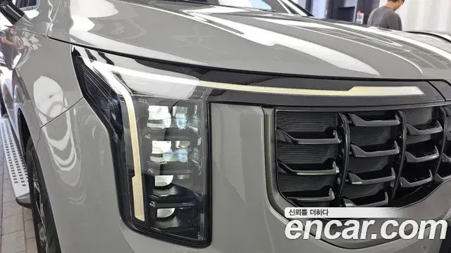 Kia Carnival 2024 — Photo 9/35