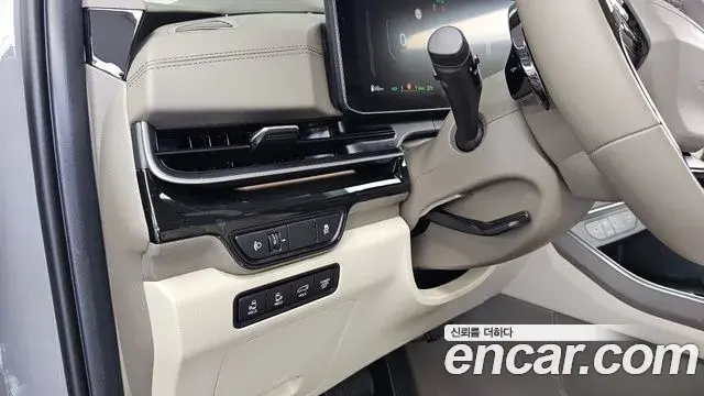 Kia Carnival 2024 — Photo 15/35