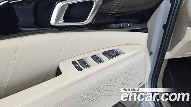 Kia Carnival 2024 — Photo 7/35