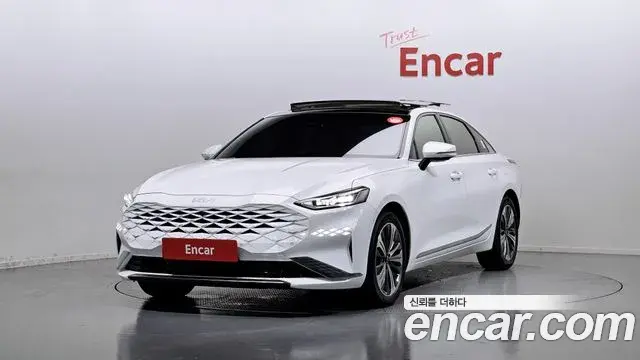 Kia K8 2023 — Photo 4/31