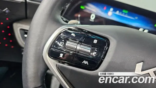 Kia K8 2023 — Photo 1/31