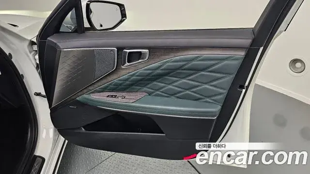 Kia K8 2023 — Photo 29/31