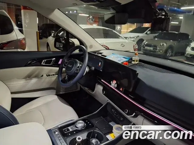 Kia Carnival 2024 — Photo 8/8