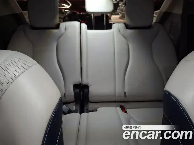 Kia Carnival 2024 — Photo 3/8