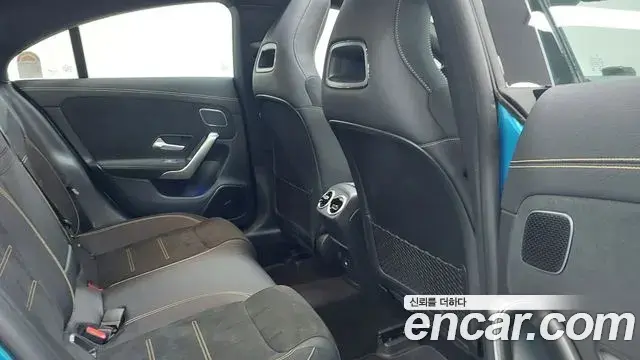 Mercedes-Benz CLA-Class 2025 — Фото 8/17