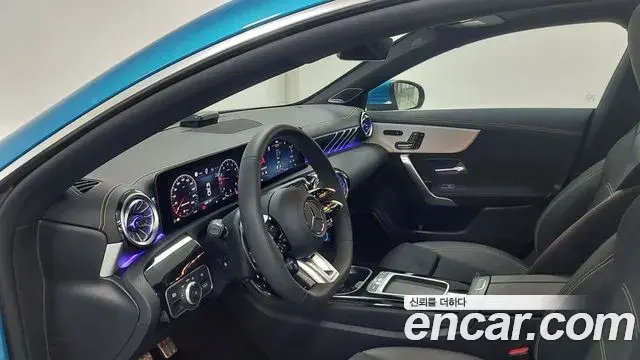 Mercedes-Benz CLA-Class 2025 — Фото 14/17